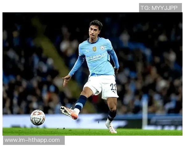 曼城宣布20岁阿根廷中场埃切维里租借加盟西甲赫罗纳球队